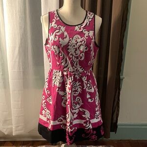 Crown and Ivy Dark Pink and Black Sleeveless Dress